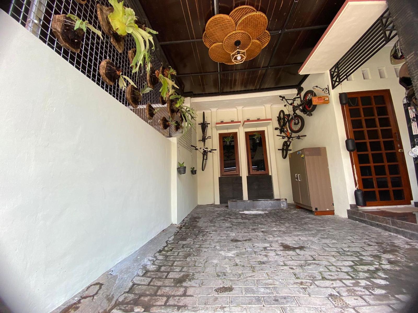 Coliving Jogja Sweet Home Kost Lengkap Di Jogjakarta Εξωτερικό φωτογραφία