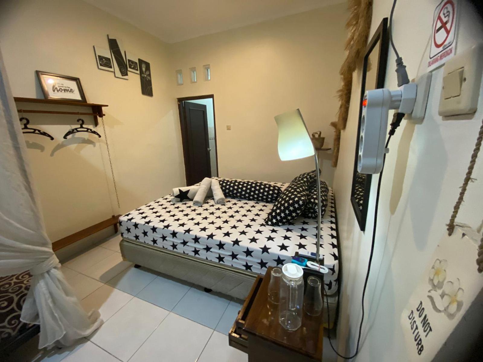 Coliving Jogja Sweet Home Kost Lengkap Di Jogjakarta Δωμάτιο φωτογραφία