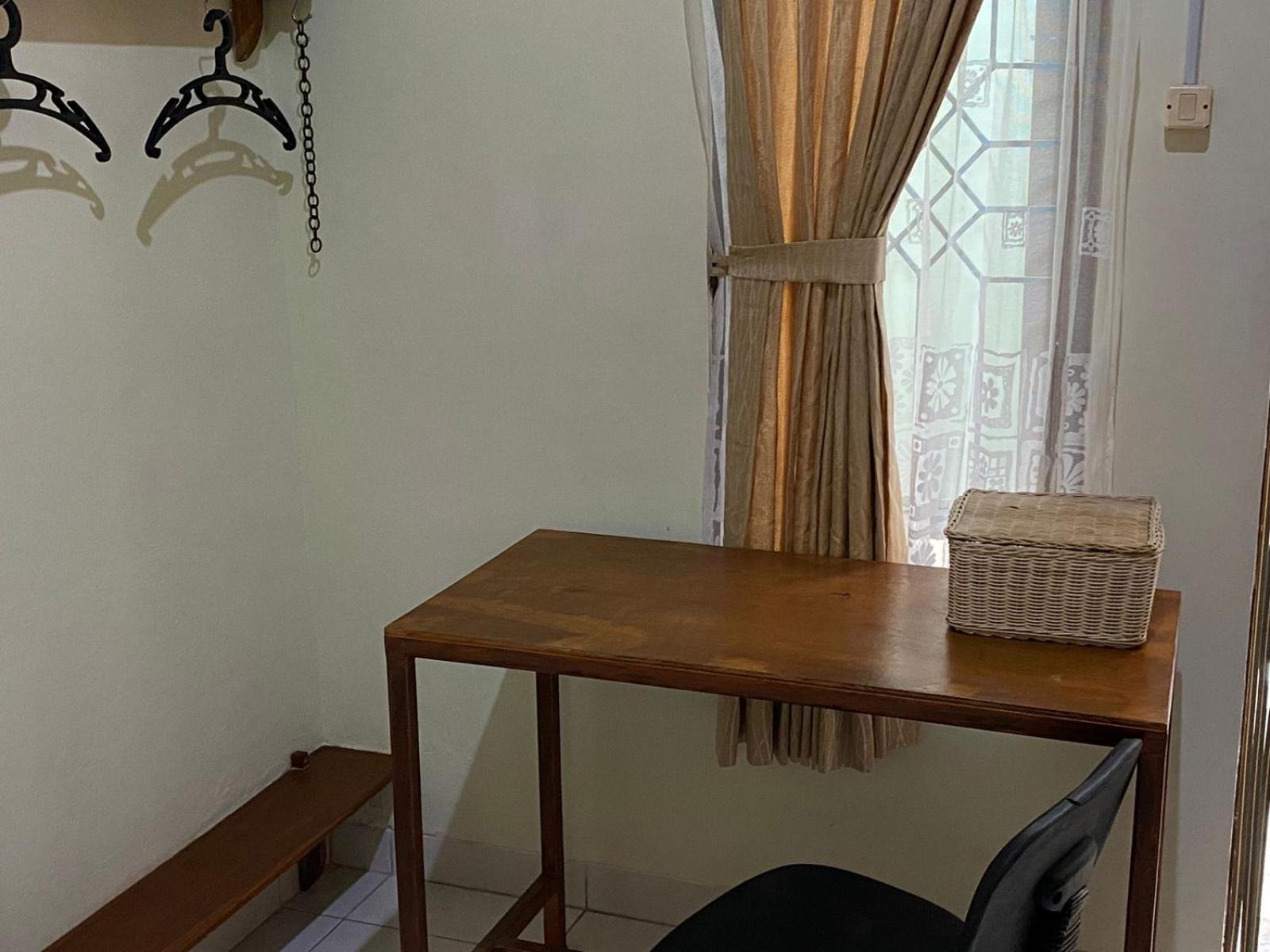 Coliving Jogja Sweet Home Kost Lengkap Di Jogjakarta Δωμάτιο φωτογραφία