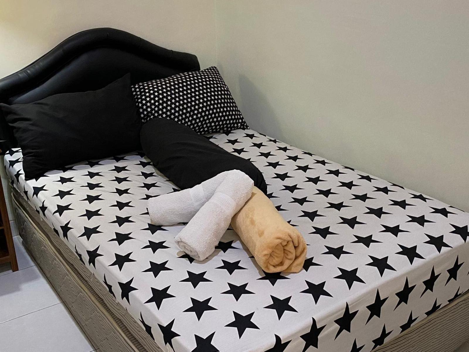 Coliving Jogja Sweet Home Kost Lengkap Di Jogjakarta Δωμάτιο φωτογραφία