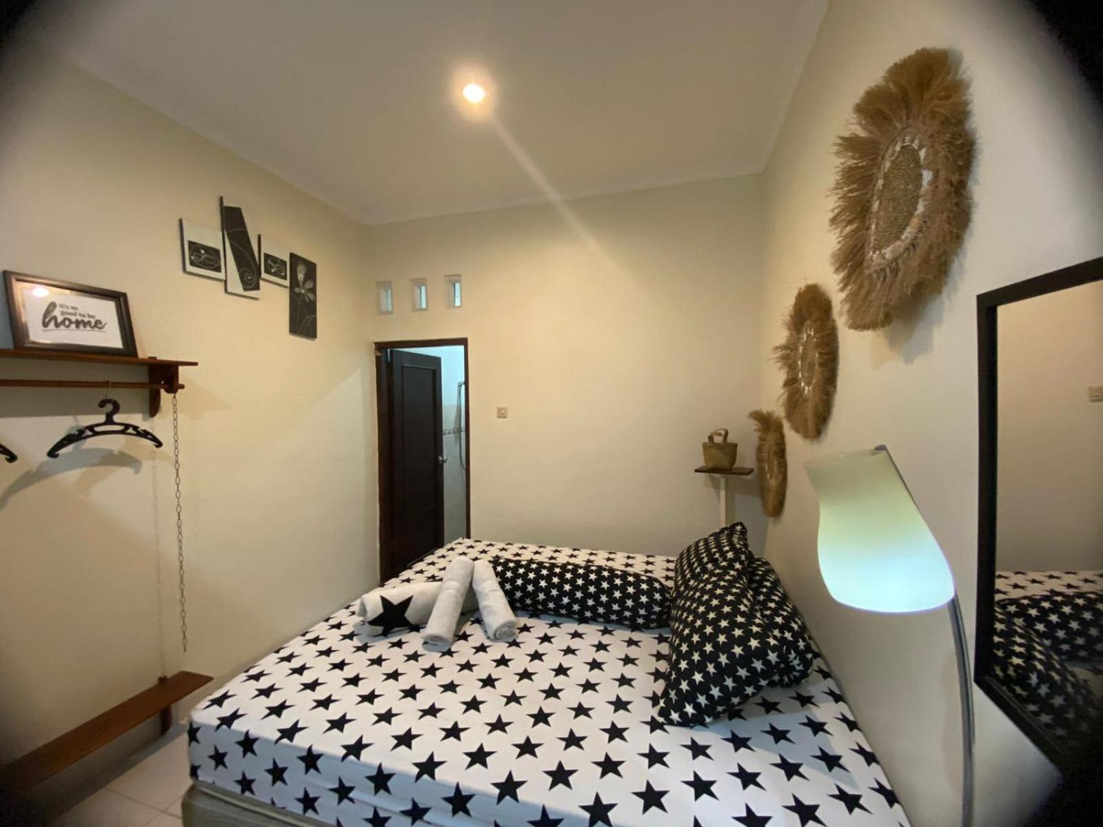 Coliving Jogja Sweet Home Kost Lengkap Di Jogjakarta Δωμάτιο φωτογραφία